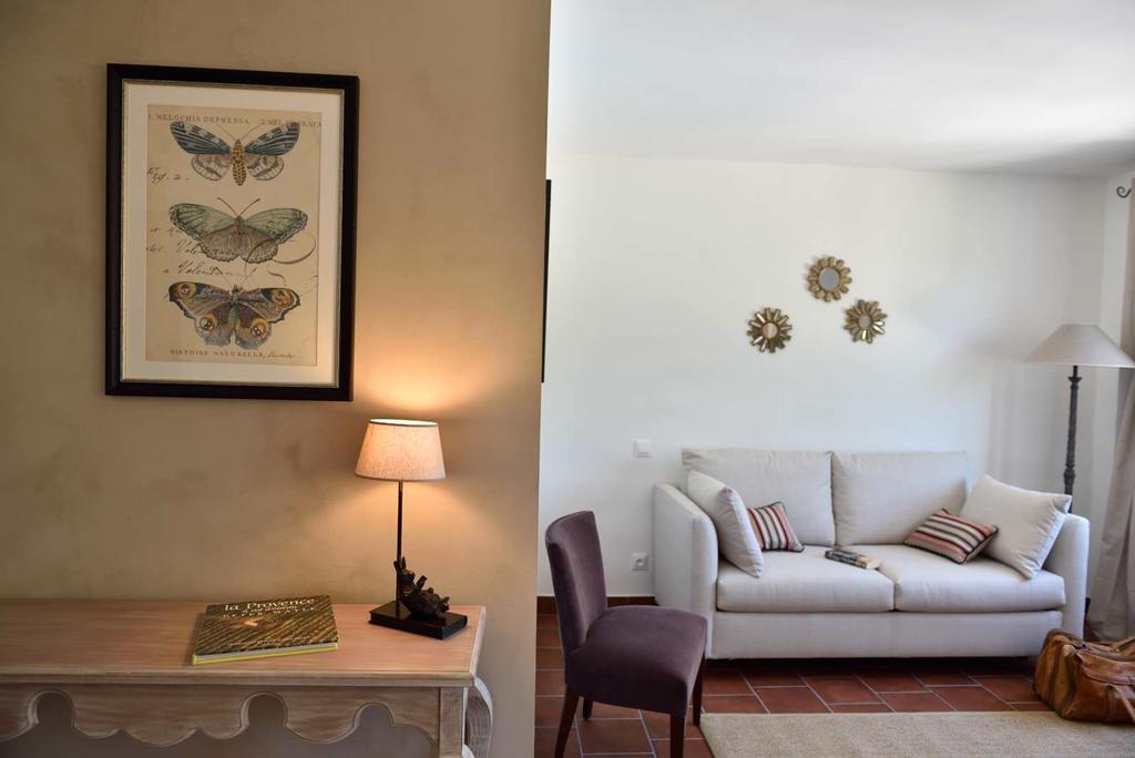 Chantemerle-lès-Grignan Domaine Le Bois Des Dames B&B 외부 사진