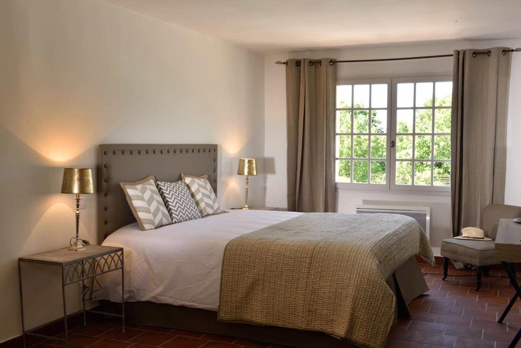 Chantemerle-lès-Grignan Domaine Le Bois Des Dames B&B 외부 사진